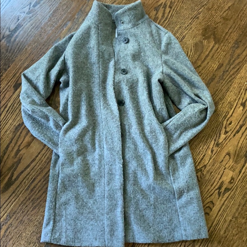 Button Down Coat With Many Pockets - image 1
